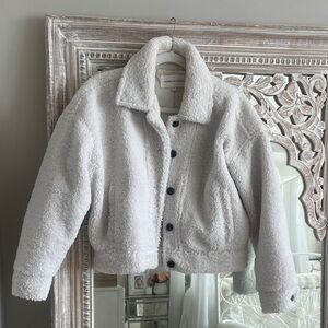 Cupcakes & Cashmere Ivory Sherpa Coat, XS